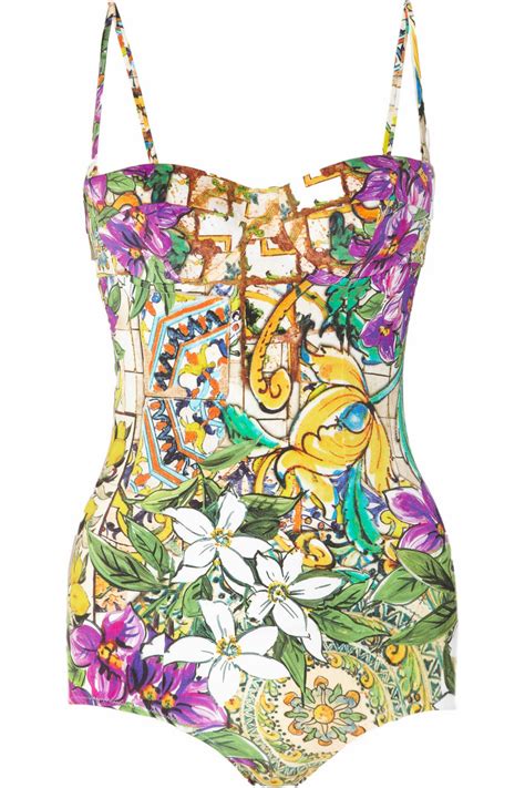 dolce gabbana fabrica cina|dolce and gabbana swimsuit.